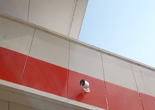 遠隔監視で便利！大竹市ガソリンスタンド防犯カメラ設置工事